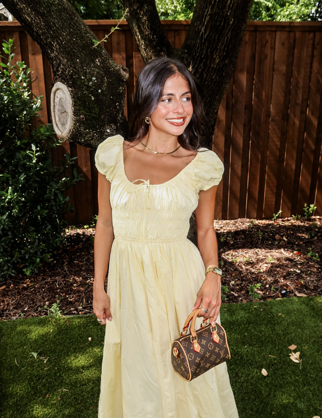 formal wedding guest dresses for women Plus Size White V-neck Formal Cocktail Dress with Pockets