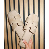 Billini: Gordy Sandal - Taupe