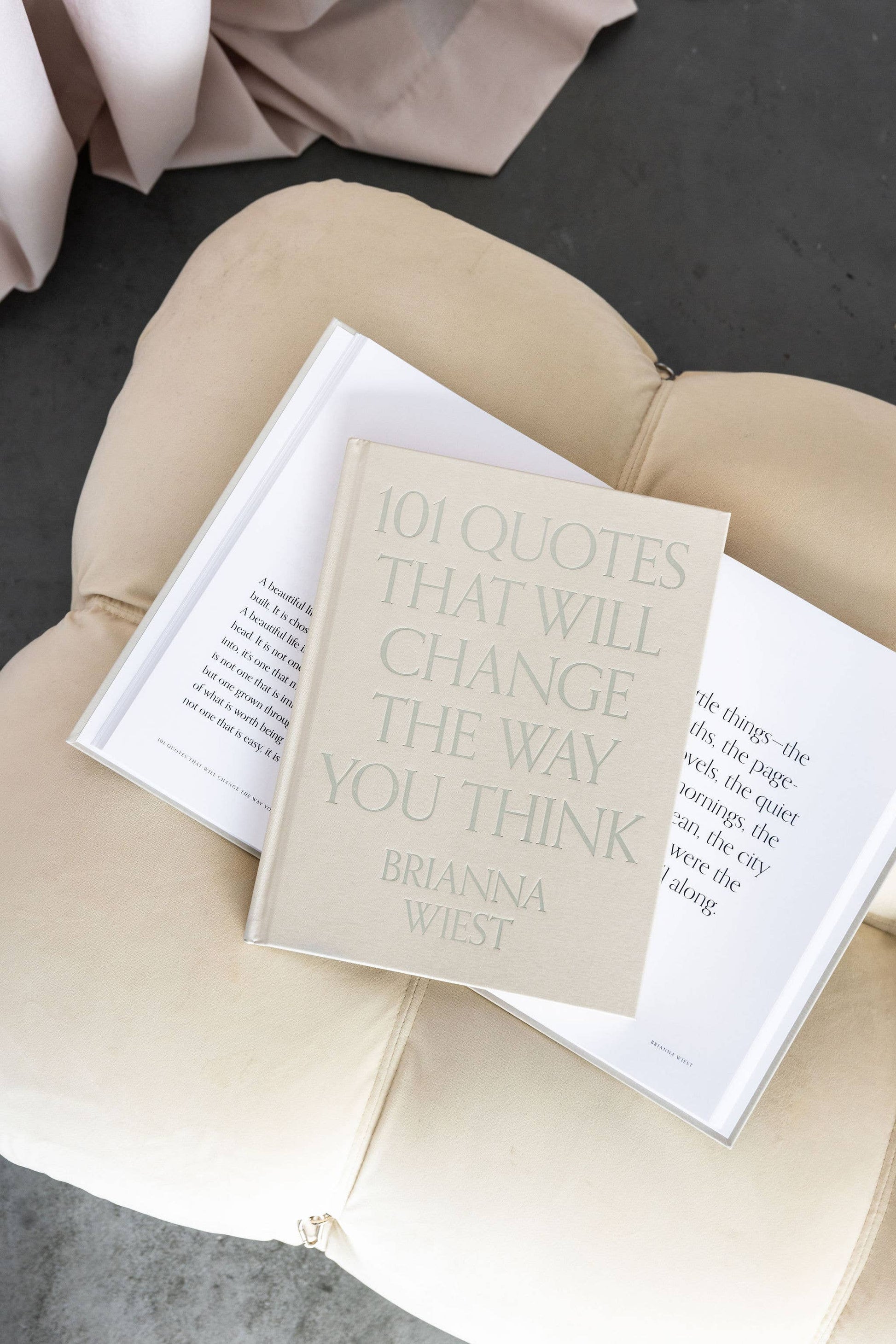 101 Quotes That Will Change The Way You Think - table book - Keepsake