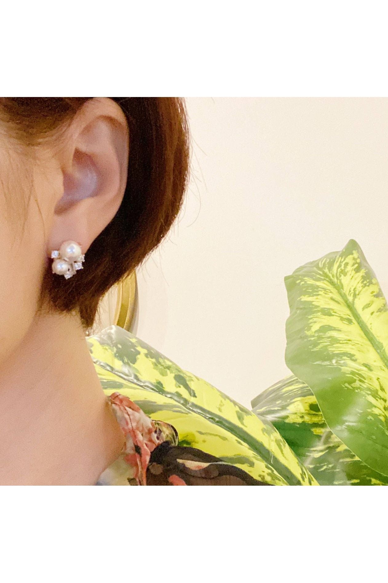 Estate Pearl And Shine Stud Earrings - Keepsake