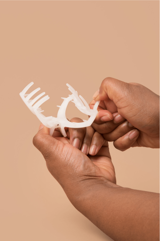 Open Hair Clip | Med. | Almond Beige - Keepsake