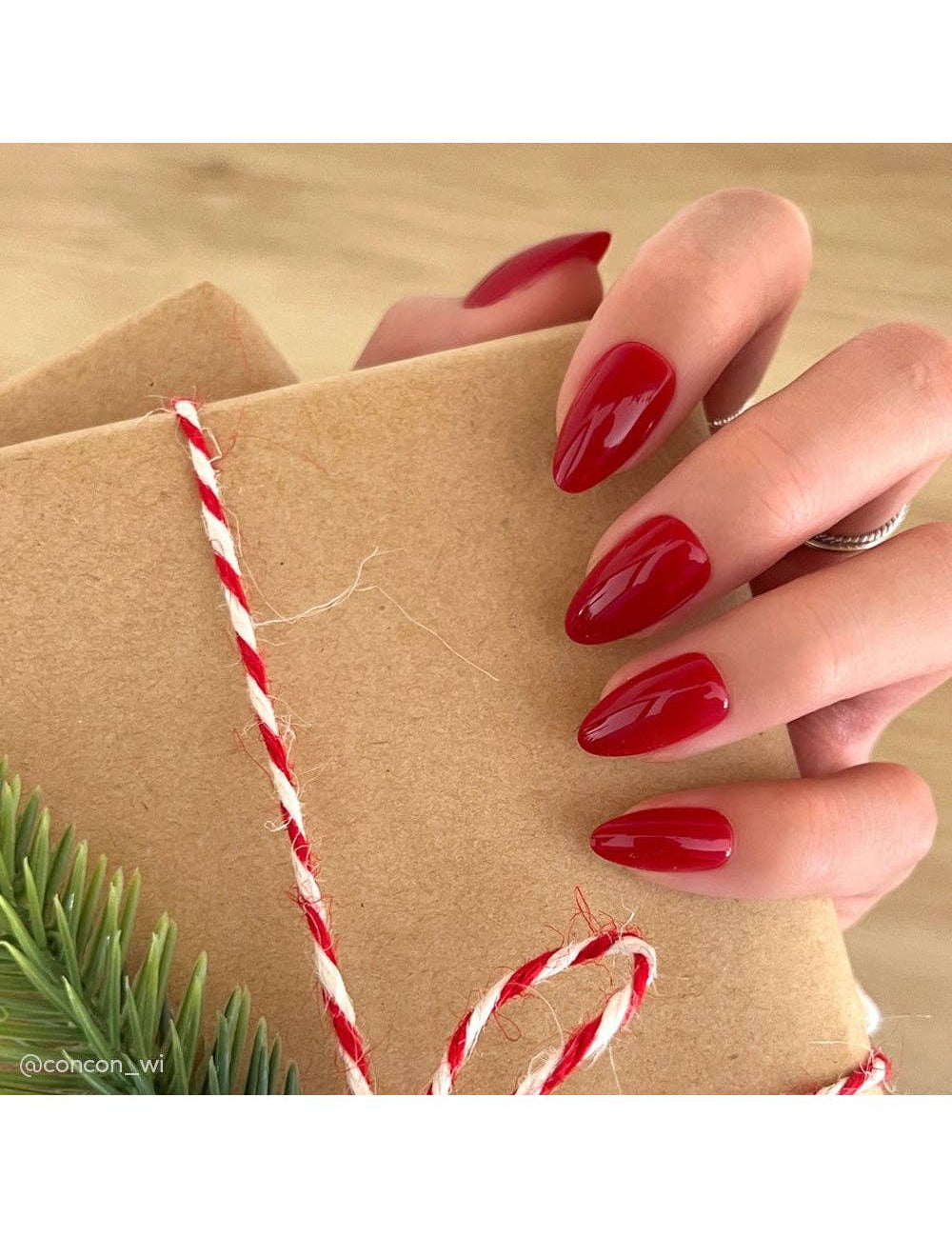 Press On Nails: Classic Red - Keepsake