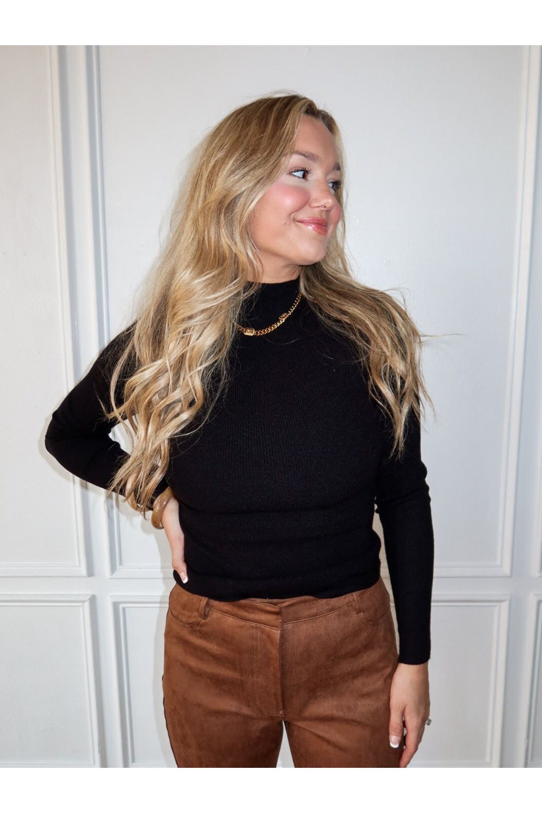 Soft Launch Sweater - Black - Keepsake