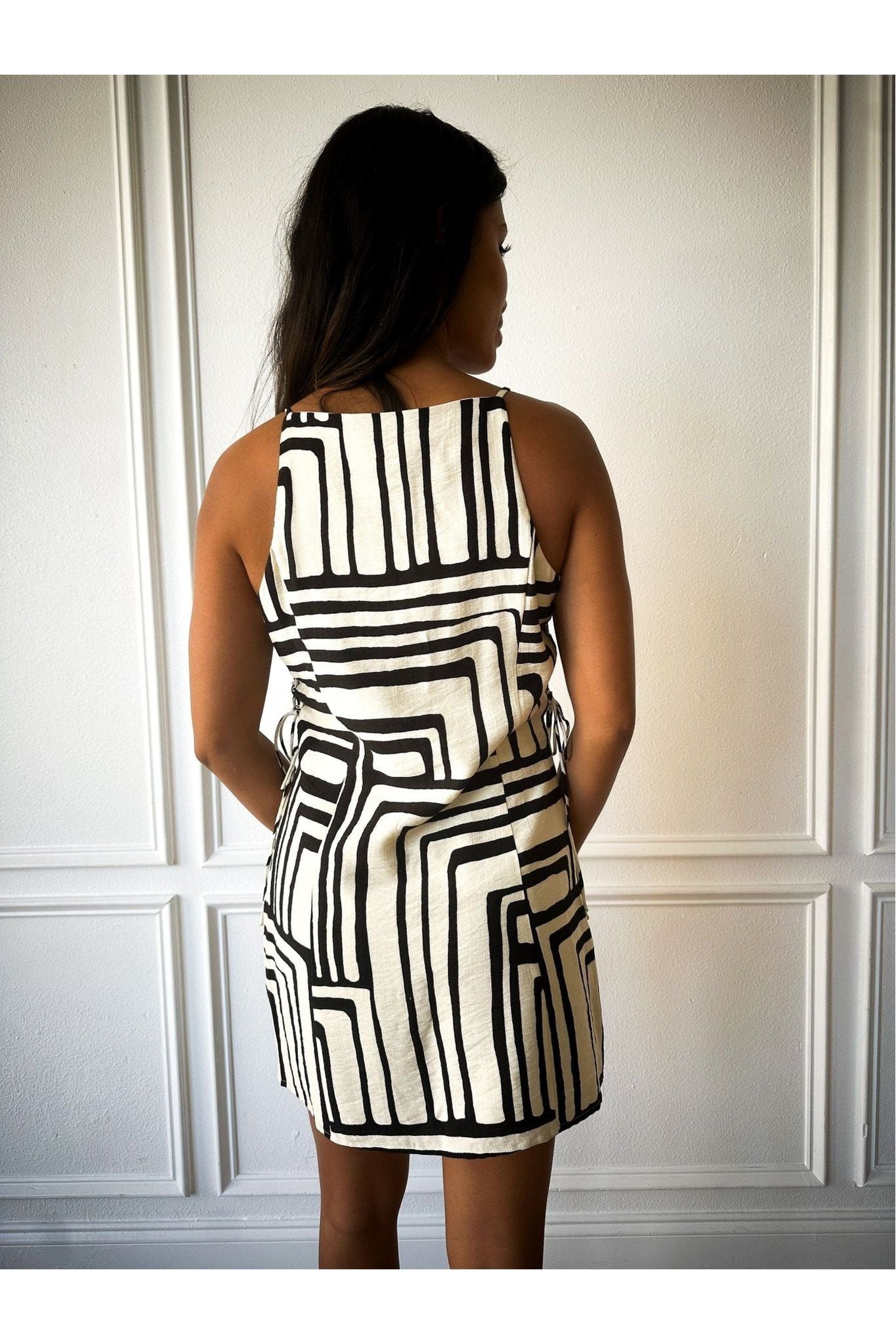 Veronica Shift Dress - Keepsake