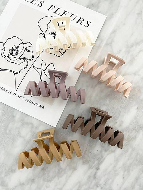 Zigzag 4.5" Matte Hair Claw, Hair Clips (GABRIELA) - Keepsake